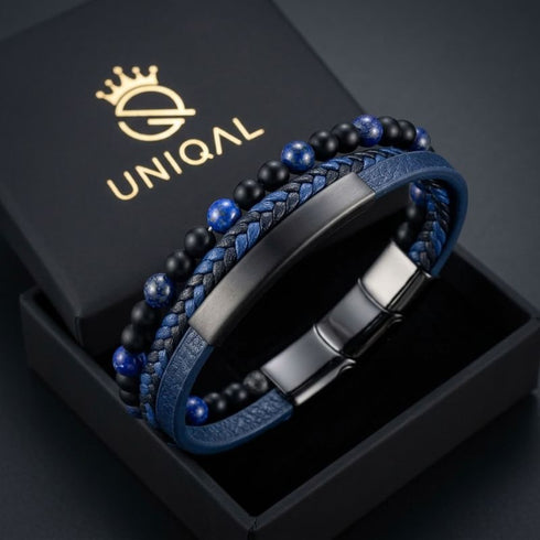 Individuell gravierbares Herrenarmband aus Leder mit blauen Naturstein Perlen und elegantem Design