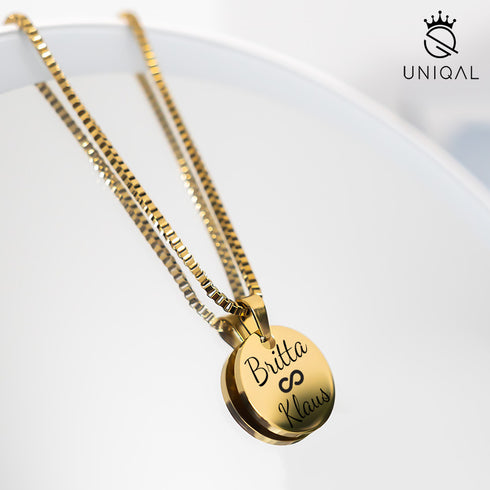 Unisex Gravur Halskette Edelstahl, Goldoptik, Coin Anhänger, Symbol Unendlichkeit, christliches Motiv, Geschenkidee zu Geburtstag oder Weihnachten uniqal
