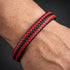 BLOODY MARY Geflochtenes rot schwarzes Herrenarmband aus Leder mit modernem sportlichem Design gravierbar Uniqal