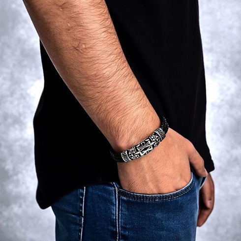Symbolisches Lederarmband für Männer mit silberfarbenem Davidstern, zeitloses Accessoire für Alltag und besondere Momente uniqal