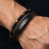 Personalisiertes Herren Lederarmband mit Gravur, Tigerauge Naturstein Perlen und braunem Leder