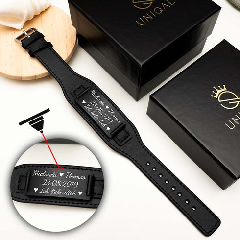 Edles Gravurarmband mit schwarzer Edelstahlplatte und feinen Nähten – UNIQAL Design