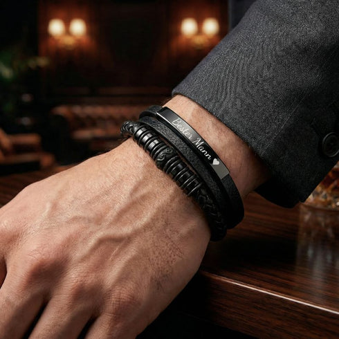 Uniqal Lederarmband personalisiert, schwarzes Design, Magnetverschluss, passend für Männer und Frauen