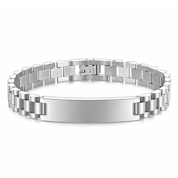Uniqal SILVER LABEL auf weißem Hintergrund mit glänzender Gravurfläche, edles Silberarmband aus Edelstahl mit klassischer Ausstrahlung.