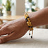 Uniqal zweireihiges Edelsteinarmband Onyx Honigachat, 6 mm Naturperlen, harmonische Optik im täglichen Einsatz