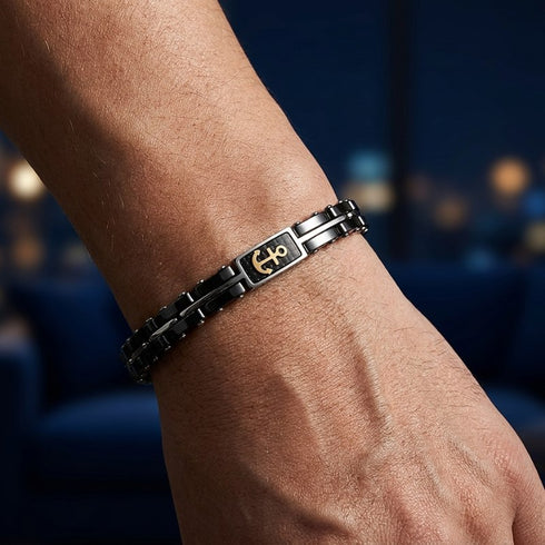 ANCORA uniqal Premium Armband mit maritimer Symbolik am Handgelenk für moderne Outfits und stilvolle Auftritte