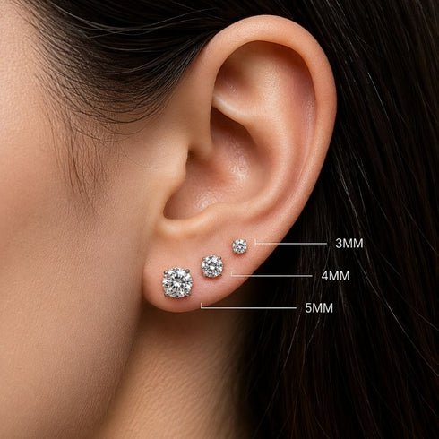 UNIQAL AVENA SILVER klassische Moissanit Ohrstecker in verschiedenen Größen zum Kombinieren und Layern mehrerer Ohrpiercings
