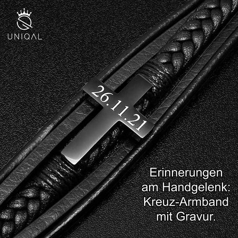 BLACK HEAVEN Nahaufnahme – Kreuz Anhänger Edelstahl schwarz, Rindsleder Talisman Wunschgravur Uniqal