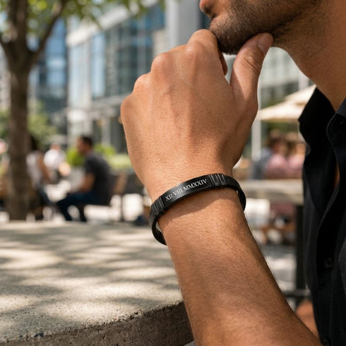 Schwarzes Herrenarmband BLACK JACK aus Leder und Edelstahl im modernen Lifestyle Look