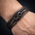 Echtleder Armband gravierbar am Handgelenk – BROWN NICE Infinity Uniqal