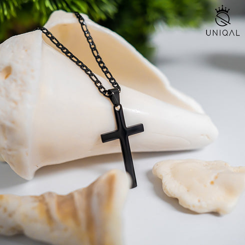 Schwarze personalisierte halskette mit kreuz herren gravur uniqal