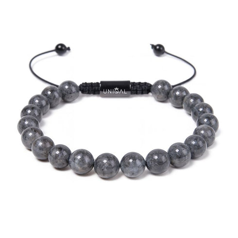 Nahaufnahme der Labradorit-Perlen – faszinierende Maserung und natürlicher Glanz, UNIQAL Design