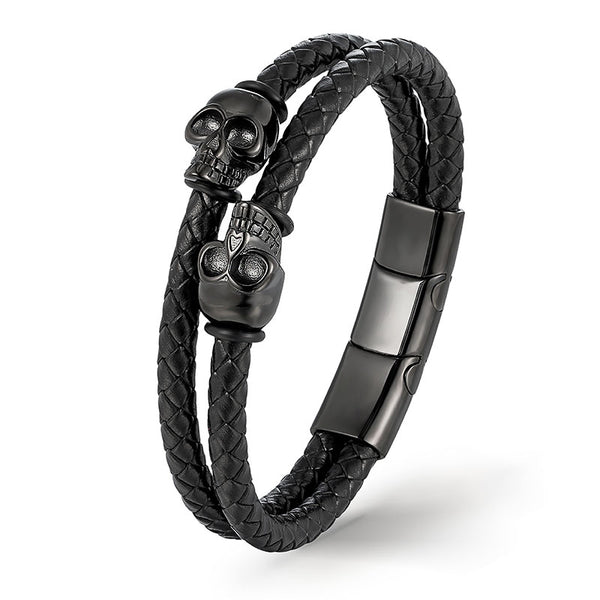 Lederarmband mit schwarzen Totenkopf-Elementen – doppelt geflochten, UNIQAL Design