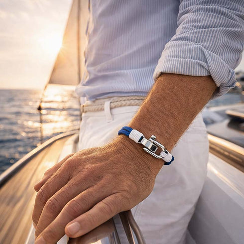 Mariner Accessoire WINDBREAKER als sommerlicher Küstenschmuck am Handgelenk von Uniqal mit Personalisierung