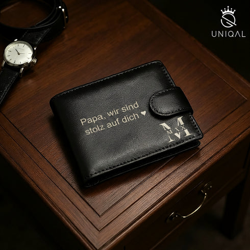 Seitliche Perspektive zeigt schlanke Bauweise und edles Finish