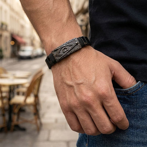TOTEM BLACK Freimaurer Lederarmband Herren – schwarzes Männerarmband mit Totem-Symbol, urban getragen, Uniqal