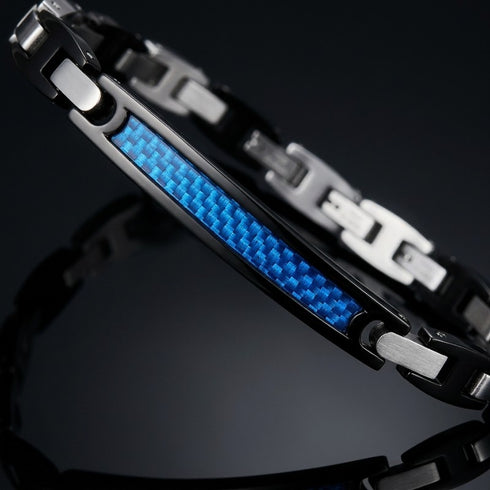 UNIQAL AZZURO CARBONFASER BLAU Performance Design mit Edelstahl, schwarzem Kontrast und dynamischer Linienführung.