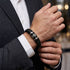 Uniqal BLACK MAMBA Herrenarmband zum Anzug – markantes Accessoire in Schwarz und Silber für Unternehmer, Manager und stilbewusste Männer.