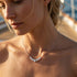 UNIQAL CLARA Brautschmuck für Trauung, Cocktail-Empfang und romantische Gartenfeste mit exklusiver Juwelierwirkung.