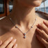 UNIQAL VELVET BLOSSOM Clover Halskette mit brillantem Moissanit Stein im High Jewelry Stil