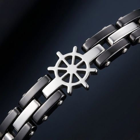 UNIQAL CORSO SILBER Edelstahl Armband – Detailansicht des maritimen Steuerrad-Motivs in Silber