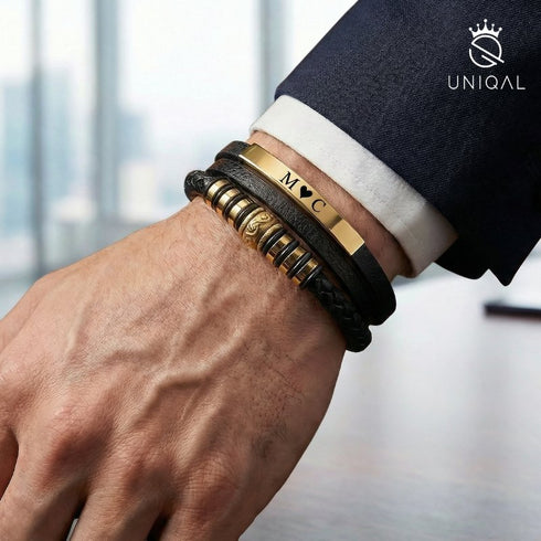 Gravierbares Lederarmband mit goldener Platte und sicherem Magnetverschluss von Uniqal