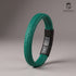 Uniqal Green Mile Lederarmband in kräftigem Grün – handgeflochten, elegant und natürlich. Ein stilvolles Accessoire für Männer und Frauen mit Sinn für Authentizität.