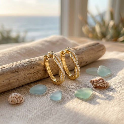 UNIQAL INFINIA GOLD stilvoll präsentiert mit dekorativen Elementen als besondere Geschenkidee für Frauen