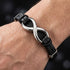 Uniqal INFINITY SILVER Armband mit Gravur – personalisierbares Herrenarmband in Schwarz und Silber mit elegantem Unendlichkeits-Symbol.