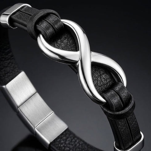 Uniqal INFINITY SILVER Herrenarmband mit personalisierter Gravur – individuelles Accessoire für Männer mit elegantem Infinity-Design.