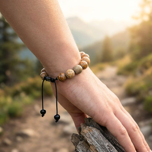 Uniqal Landschaftsjaspis Armband als täglicher Begleiter – fördert Erdung und innere Stabilität-einreihig-Makramee-verstellbar