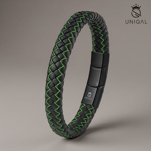 Geflochtenes Lederarmband LEVGRÜN von Uniqal – modernes Accessoire für Männer und Frauen mit Stilbewusstsein und Sinn für Natur & Balance.