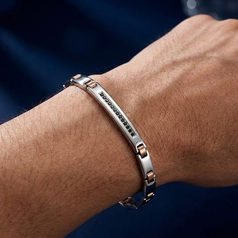 UNIQAL LINEA Unisex Armband getragen am Handgelenk mit schlankem Design für Business, Freizeit und moderne Outfits