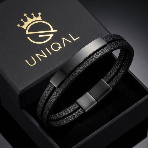 Uniqal LITTLE PLATE Herrenarmband – schwarzes Lederarmband mit schmaler Metallplatte und modernem, minimalistischen Design für Männer