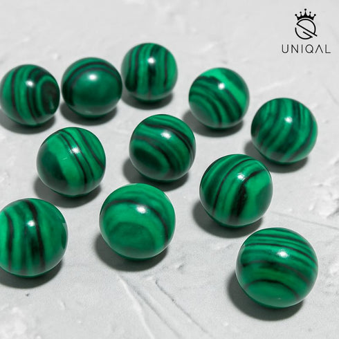 Uniqal Malachit Perlen Nahaufnahme – charakteristische grüne Bänderung, 8mm Natursteine, edle Maserung