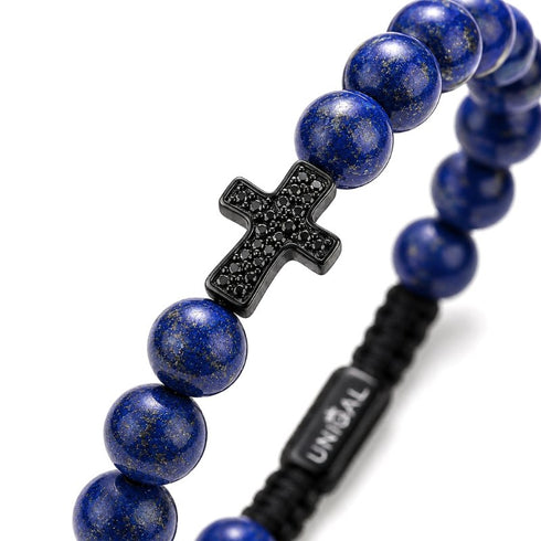 Elegantes UNIQAL Armband mit Lapislazuli und Kreuzsymbol als Ausdruck von Stil, Persönlichkeit und Bedeutung