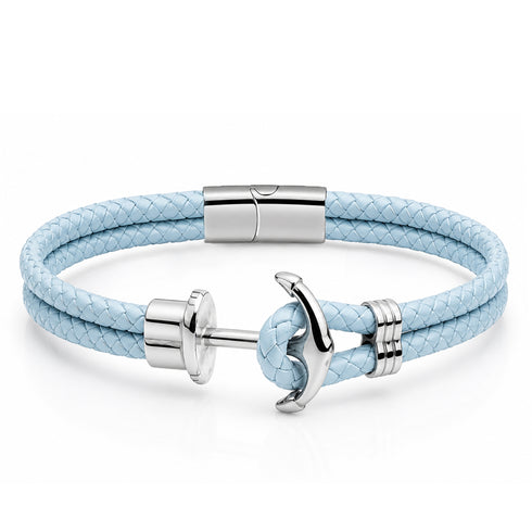 UNIQAL PAROS Lederarmband mit Anker aus Edelstahl in Hellblau – maritimes Unisex-Armband aus Premium Leder mit Magnetverschluss und gravierbarer Schließe.