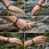 UNIQAL Natursteinarmband mit rotem Tigerauge – getragen von Damen und Herren im Alltag