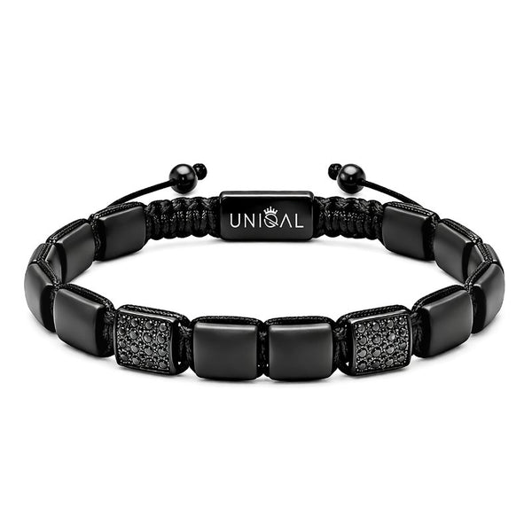 Edelsteinarmband aus schwarzem Achat mit Zirkonia Elementen in Plattenform unisex mit verstellbarem gravierbarem Makrameeverschluss