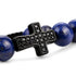 Premium Kreuzelement aus Edelstahl mit schwarzen Zirkonia als Mittelpunkt eines Lapislazuli Schmuckarmbands