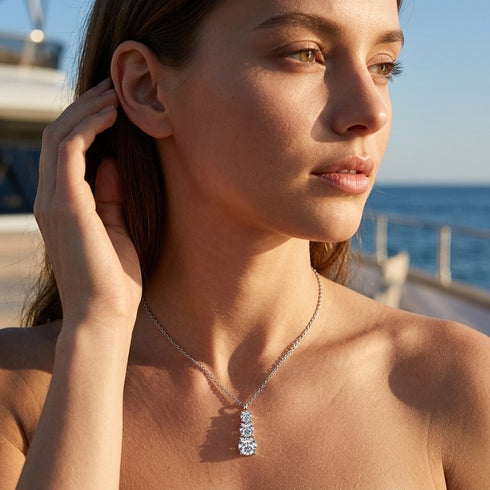 UNIQAL SERENA Silberkette für Damen als feiner Halsschmuck mit edlem Glanz für Urlaub, Sommermode und besondere Momente.