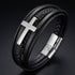 Uniqal SILVER HEAVEN Armband mit Gravur – persönliches Geschenk für Männer mit schwarzem Leder, geflochtenen Details und silberfarbenem Kreuz