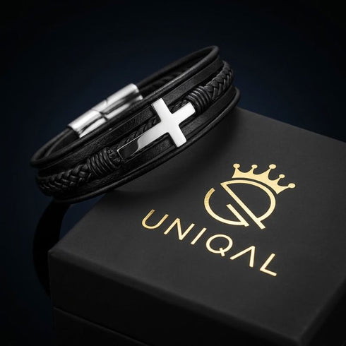 Uniqal SILVER HEAVEN Lederarmband für Herren – schwarzes Armband mit geflochtenen Details und markantem silberfarbenem Kreuz