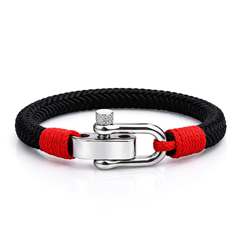 Zeitloses Unisex Armband SERENITY in Rot und Schwarz mit massivem Metallverschluss von Uniqal mit Gravur