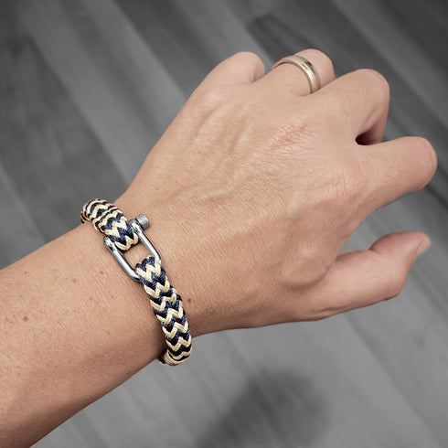 Maritime nautisches armband aus segeltau blau nautic uniqal