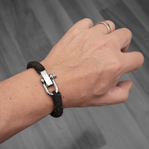 Maritime nautisches armband aus segeltau black nautic uniqal