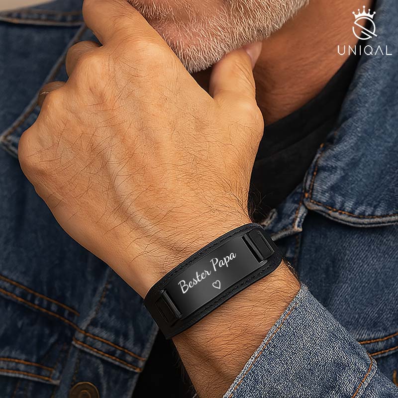Zeitloses Lederarmband mit Platz für persönliche Botschaft – ideal für Geschenke oder Jahrestage