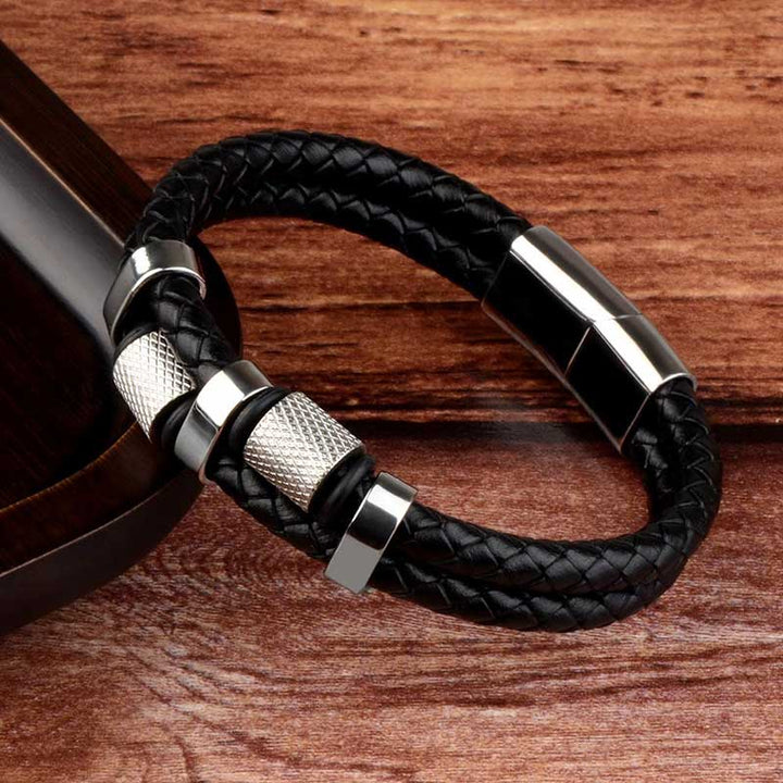 silbernes lederarmband premium leder technics edelstahl magnetverschluss uniqal bestseller bracelet